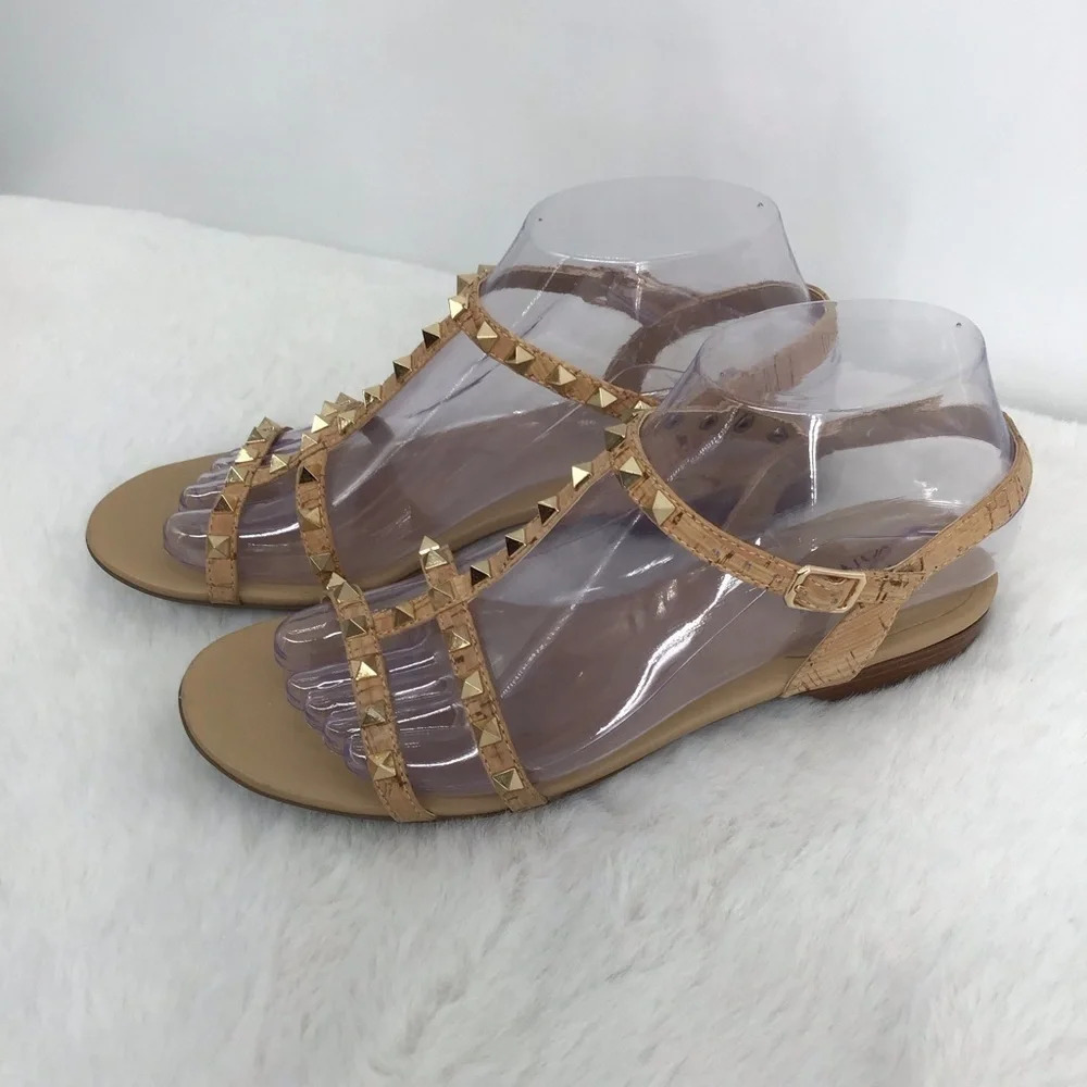 Vaneli Women’s Brunel Strappy Leather Studded Sandal Summer Natural Size 7N - Picture 2 of 10